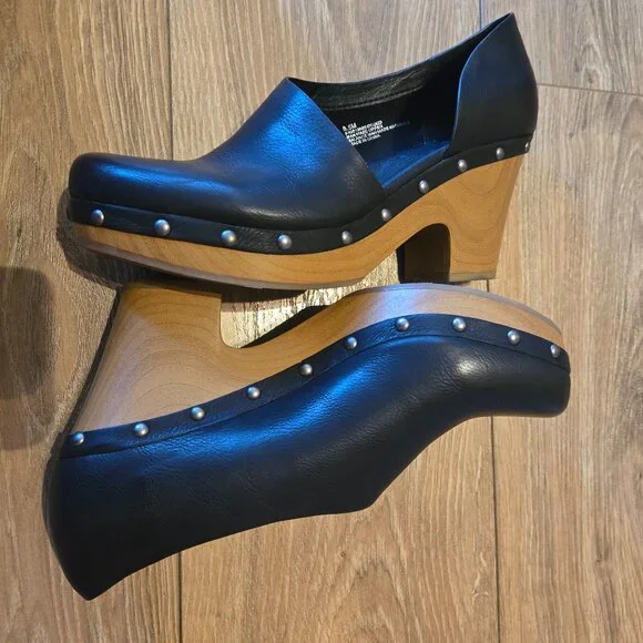 Kork-Ease Black Leather Slip-On Clogs with Tan Wood Heel - Picture 7 of 12